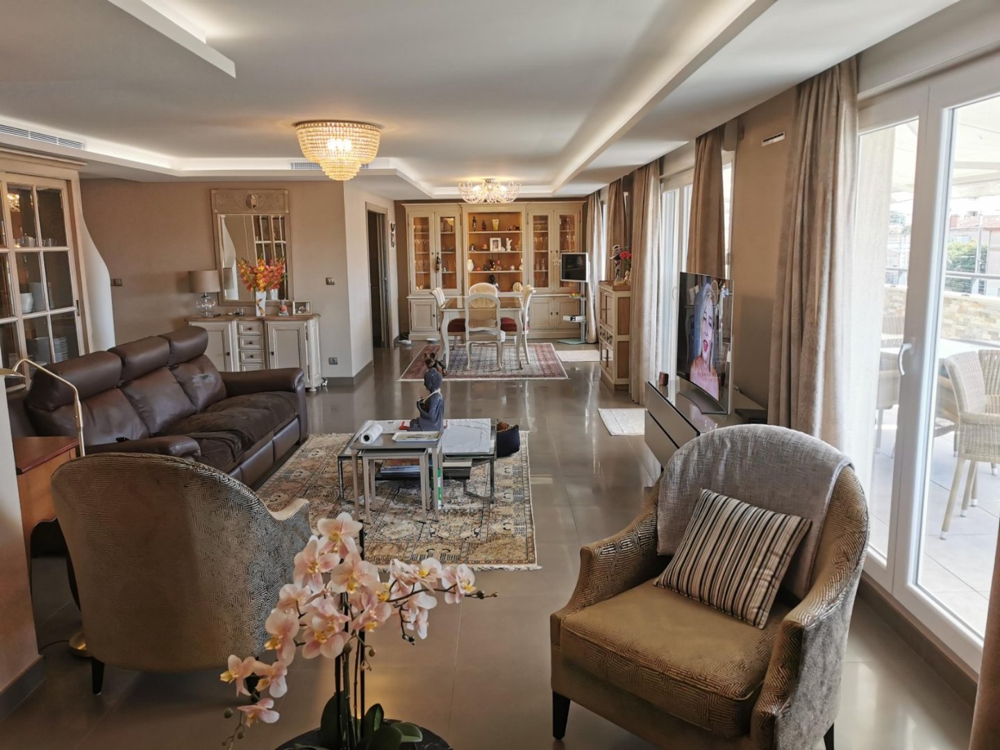 APPARTEMENT T4 A VENDRE - ST RAPHAEL - 162 m2 - 1295000 €