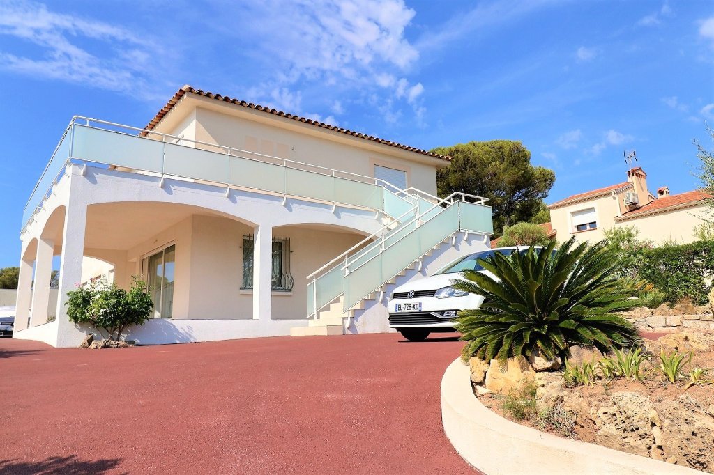 MAISON 9 PIECES BOULOURIS A VENDRE - BOULOURIS - 270 m2 - 1245000 €