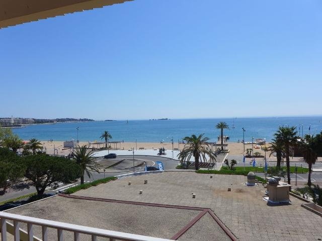 Appartement vue mer plage de FREJUS A VENDRE - FREJUS PLAGE - 89.3 m2 - 850000 €