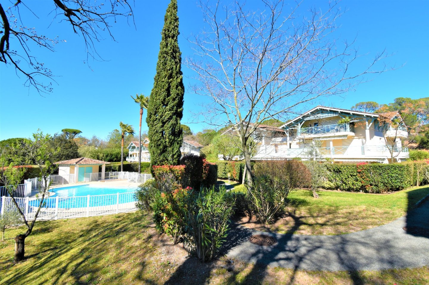 APARTMENT 4 ROOMS - FREJUS valescure - 115 m2 - SOLD