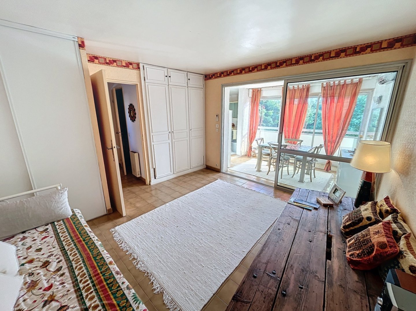 STUDIO A VENDRE - ST RAPHAEL - 23.56 m2 - 166500€