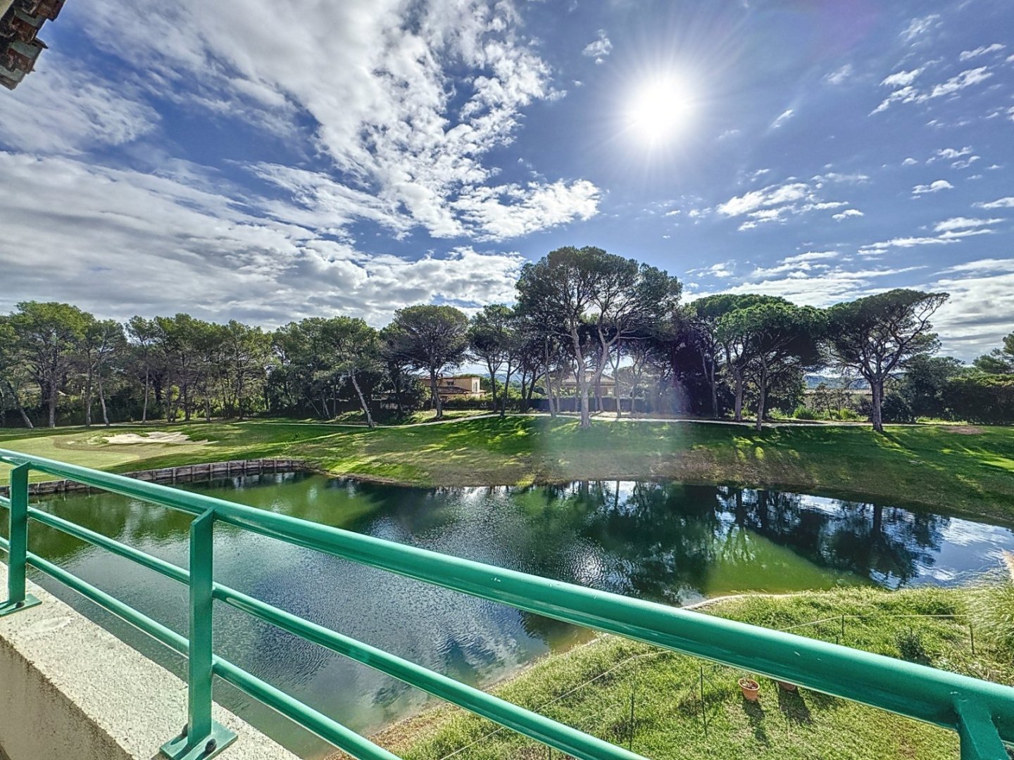 APARTMENT 4 ROOMS FOR SALE - ST RAPHAEL - 90 m2 - 649 000 €