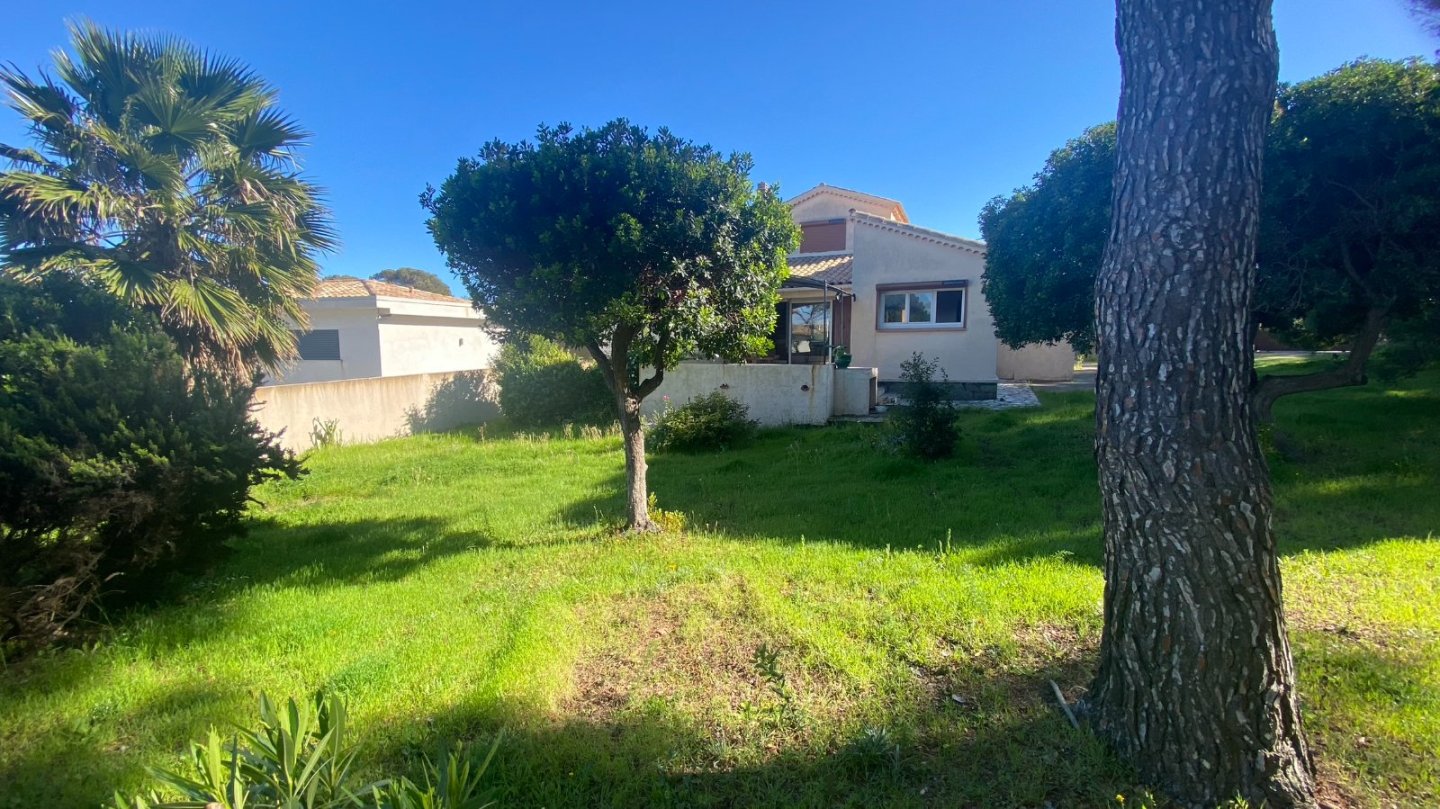 villa A VENDRE - LES ISSAMBRES - 60 m2 - 885000€