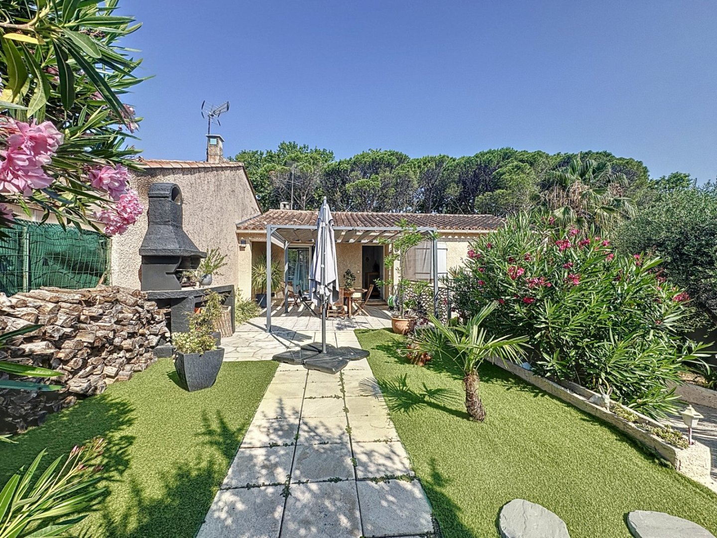 MAISON 4 PIECES A VENDRE - FREJUS Tour de Mare - 77 m2 - 473000€