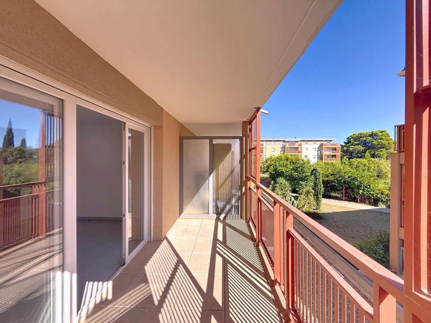 T2 AVEC GARAGE A VENDRE - PUGET SUR ARGENS - 41.5 m2 - 188000€
