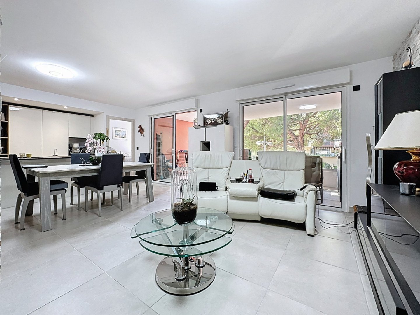APPARTEMENT T3 A VENDRE - FREJUS - 86 m2 - 735000€