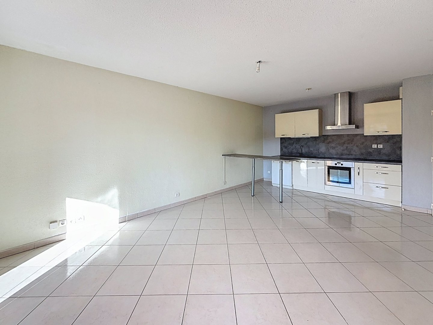 APPARTEMENT T2 FREJUS A VENDRE - FREJUS CAIS - 50.7 m2 - 237000€