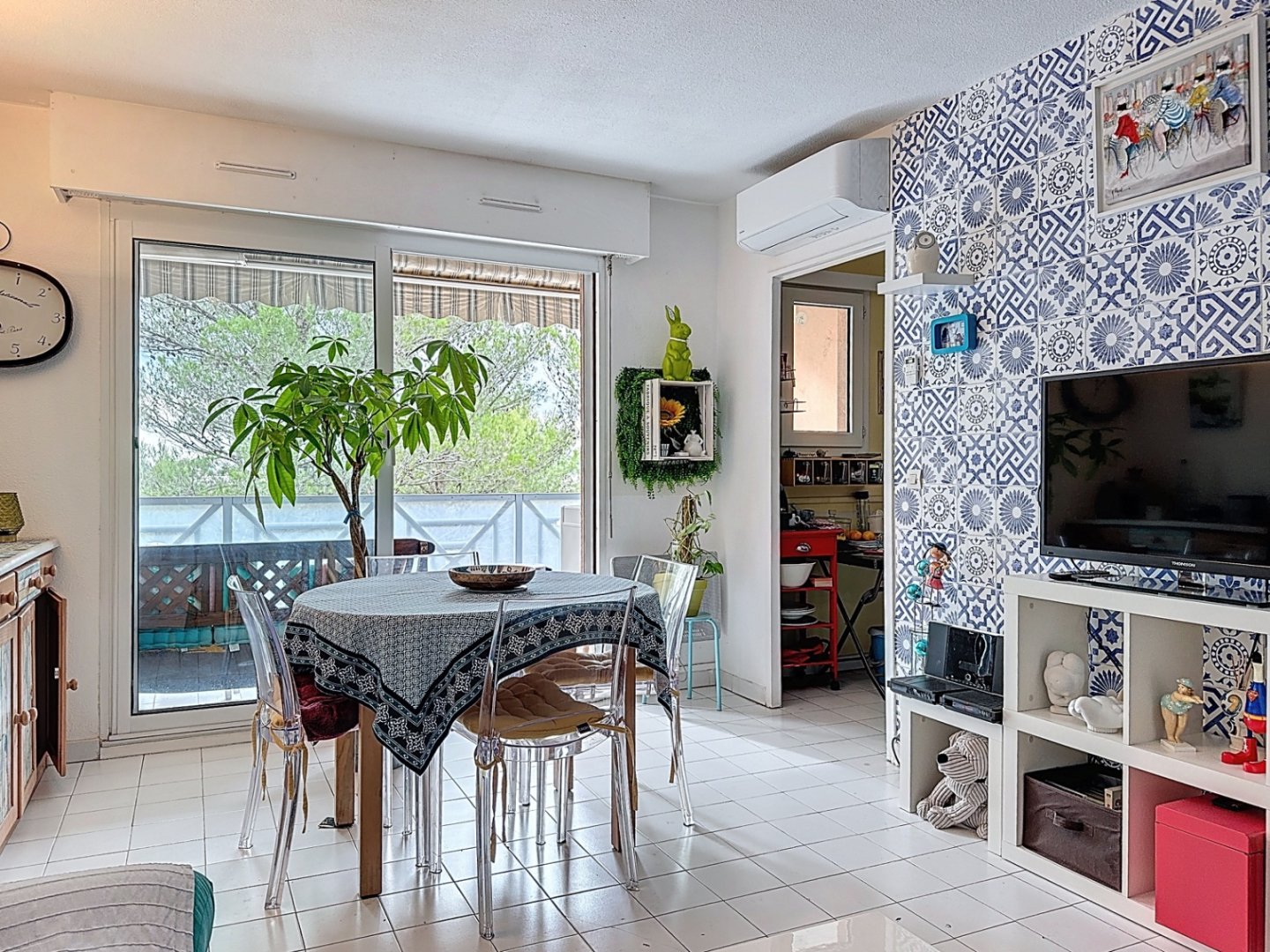 APARTMENT 2 ROOMS FOR SALE - ST RAPHAEL - 39.4 m2 - 185�000�&euro;