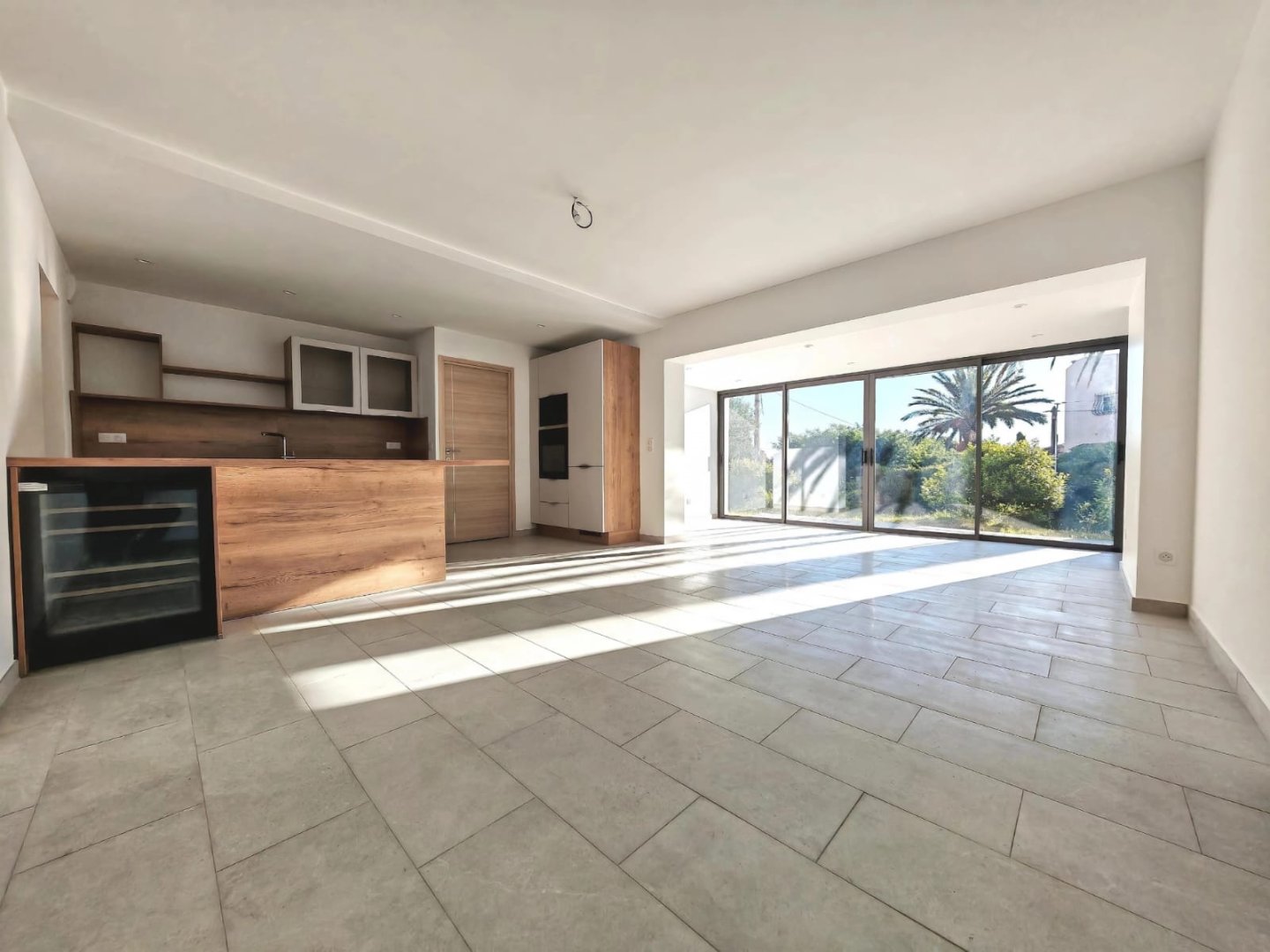 appartement A VENDRE - LES ISSAMBRES - 101 m2 - 750 000 &euro;