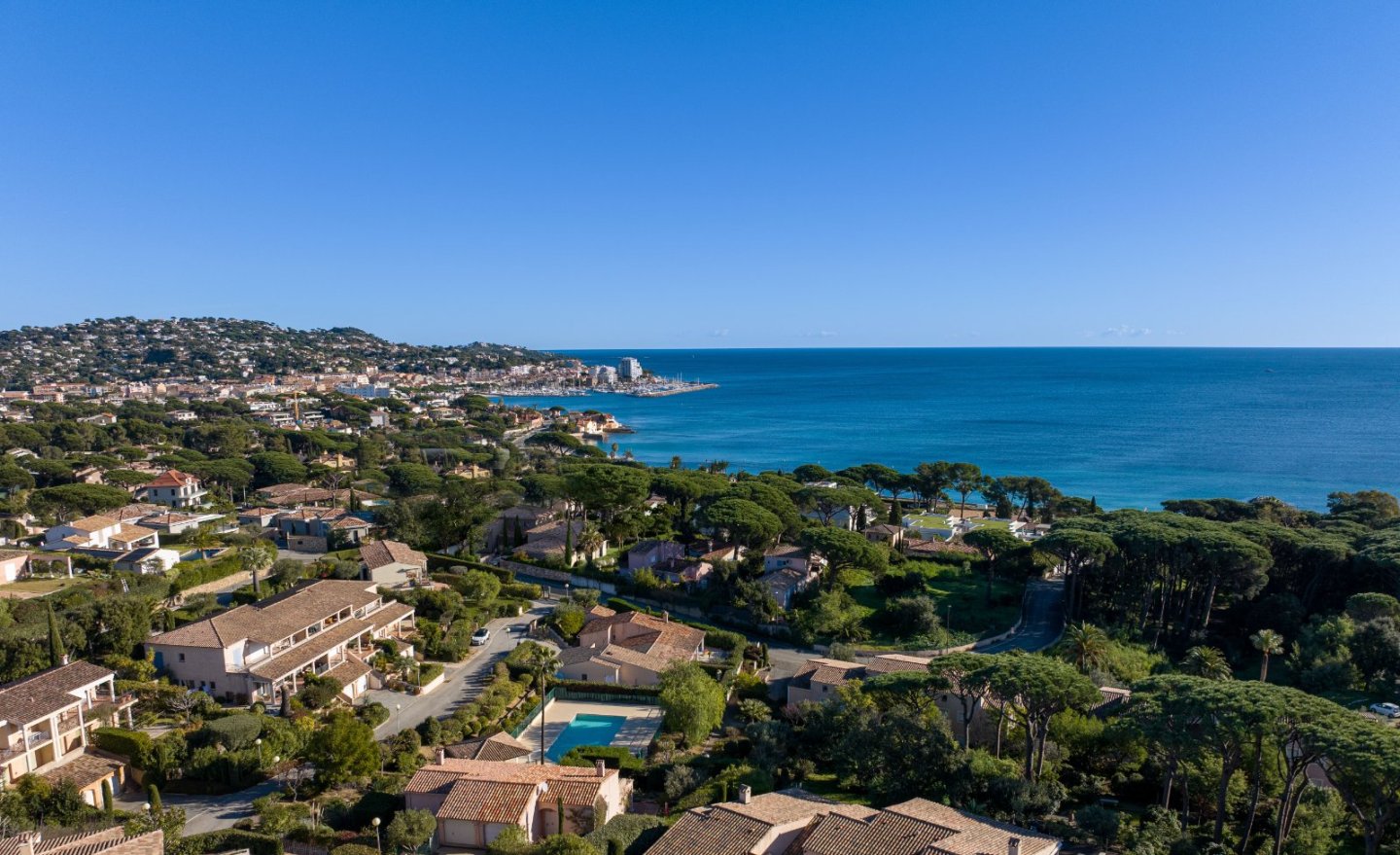 APARTMENT 4 ROOMS NEW FOR SALE - STE MAXIME - 118 m2 - 1 425 000 &euro;