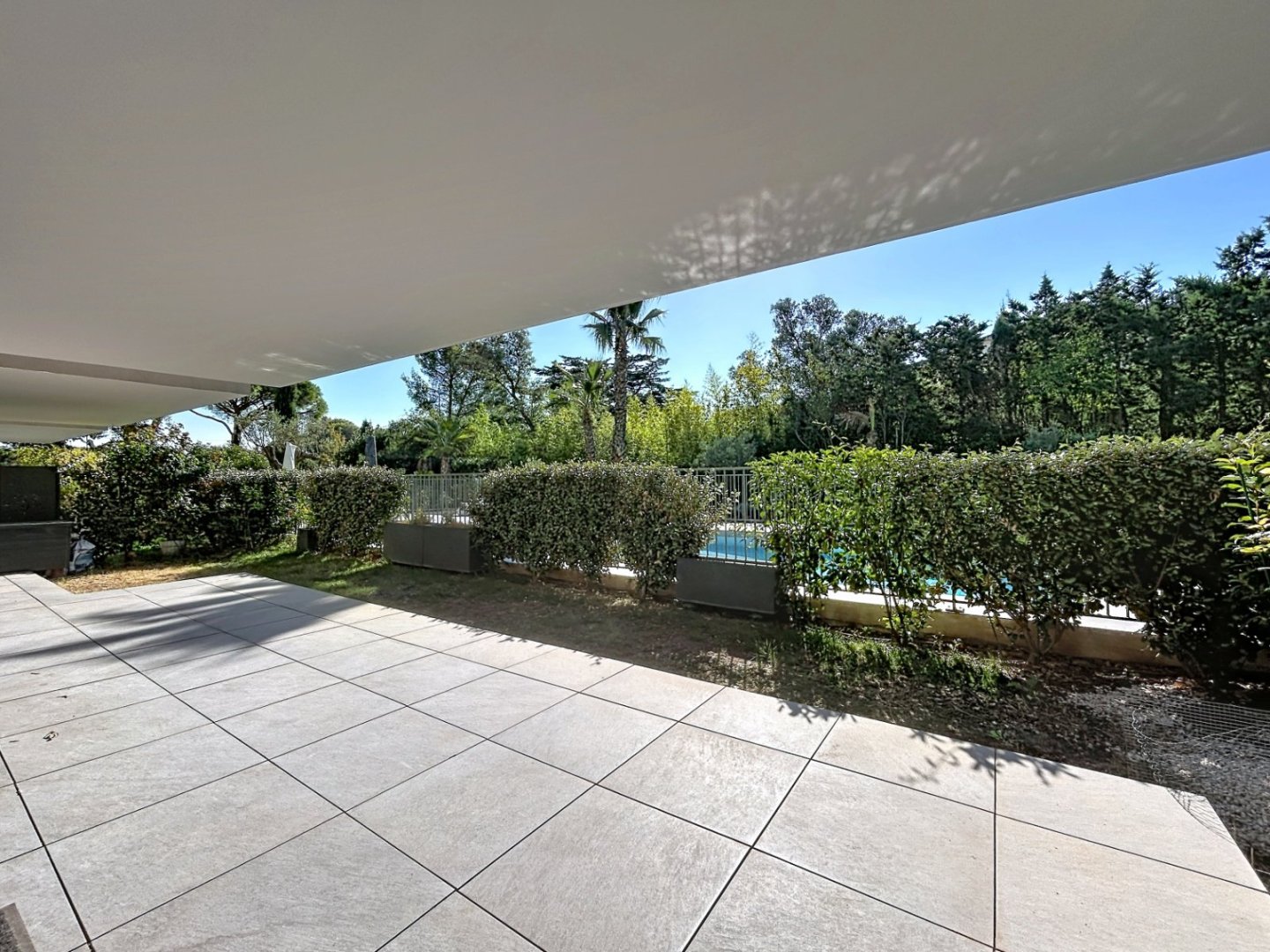 APARTMENT 3 ROOMS FOR SALE - ST RAPHAEL - 90 m2 - 695 000 &euro;
