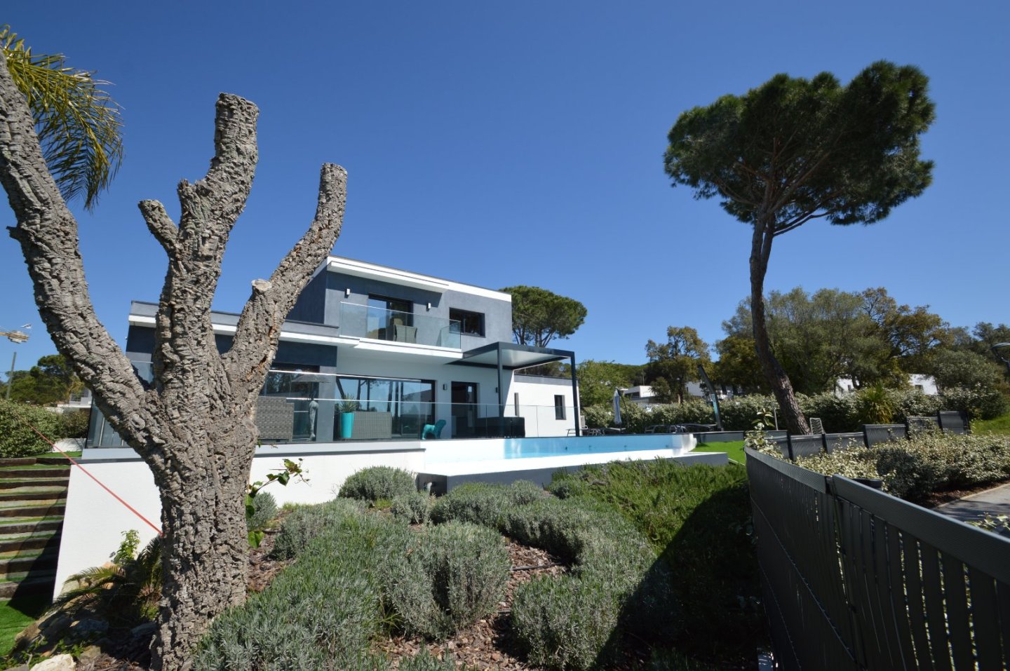 HOUSE - ST RAPHAEL VALESCURE - 169 m2 - SOLD