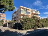 Appartement à rénover A VENDRE - FREJUS - 31.6 m2 - 109 000 €