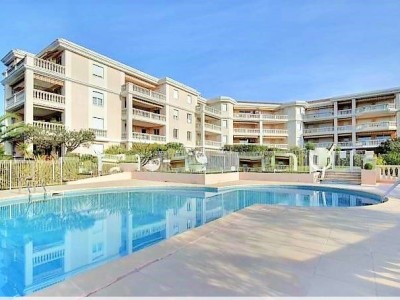 Grand standing 2 pièces A VENDRE - ST RAPHAEL plateau notre dame - 62.5 m2 - 484 000 &euro;