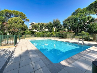 appartement 2 pièces A VENDRE - ST RAPHAEL valescure - 43.53 m2 - 290 000 &euro;