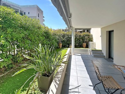 APPARTEMENT T3 A VENDRE - ST RAPHAEL - 75 m2 - 450 000 &euro;