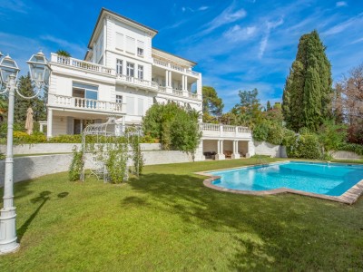 Appartement 4 pièces Valescure A VENDRE - ST RAPHAEL VALESCURE - 173 m2 - 1 050 000 &euro;