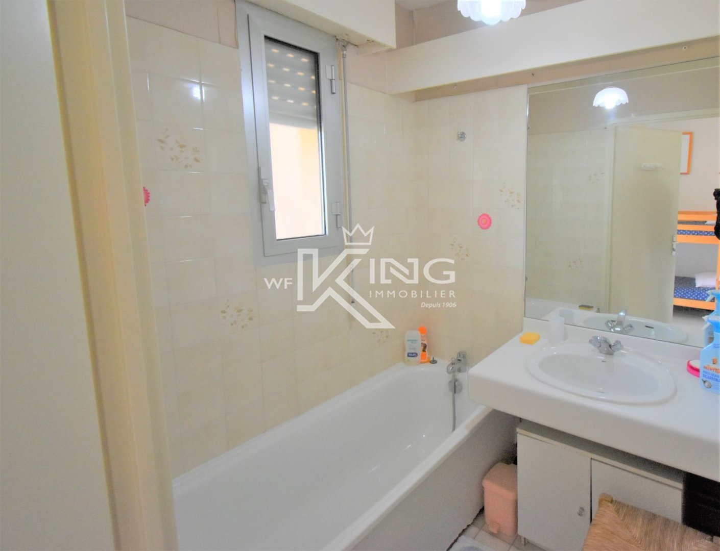 APARTMENT 1 ROOM FOR SALE - ST RAPHAEL - 29,6 m2 - 231000 €