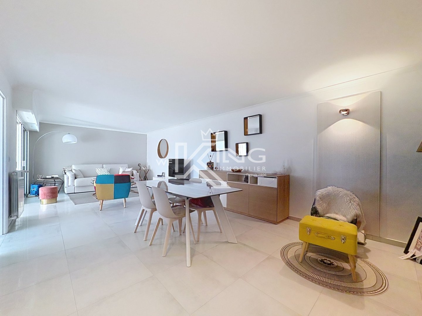 APARTMENT 2 ROOMS FOR SALE - FREJUS - 75.72 m2 - 577000€