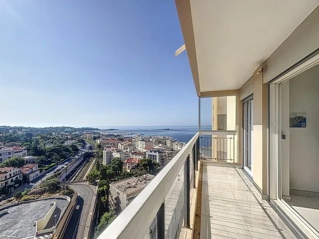 SAINT RAPHAEL - VUE MER