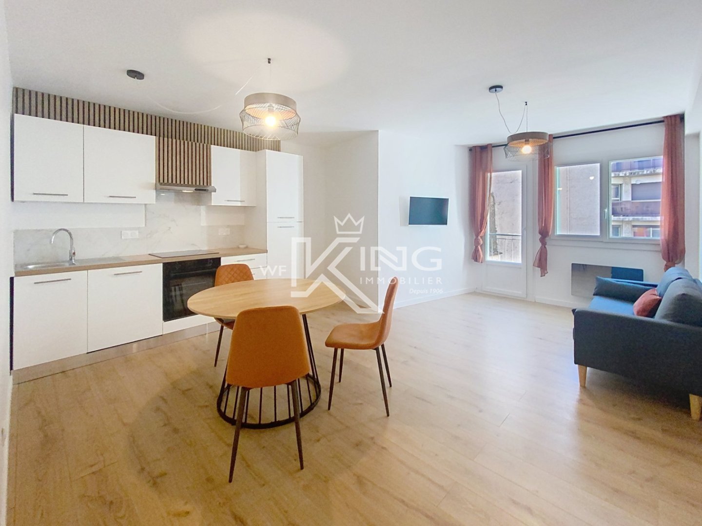 APARTMENT 2 ROOMS FOR SALE - ST RAPHAEL - 48 m2 - 243200€