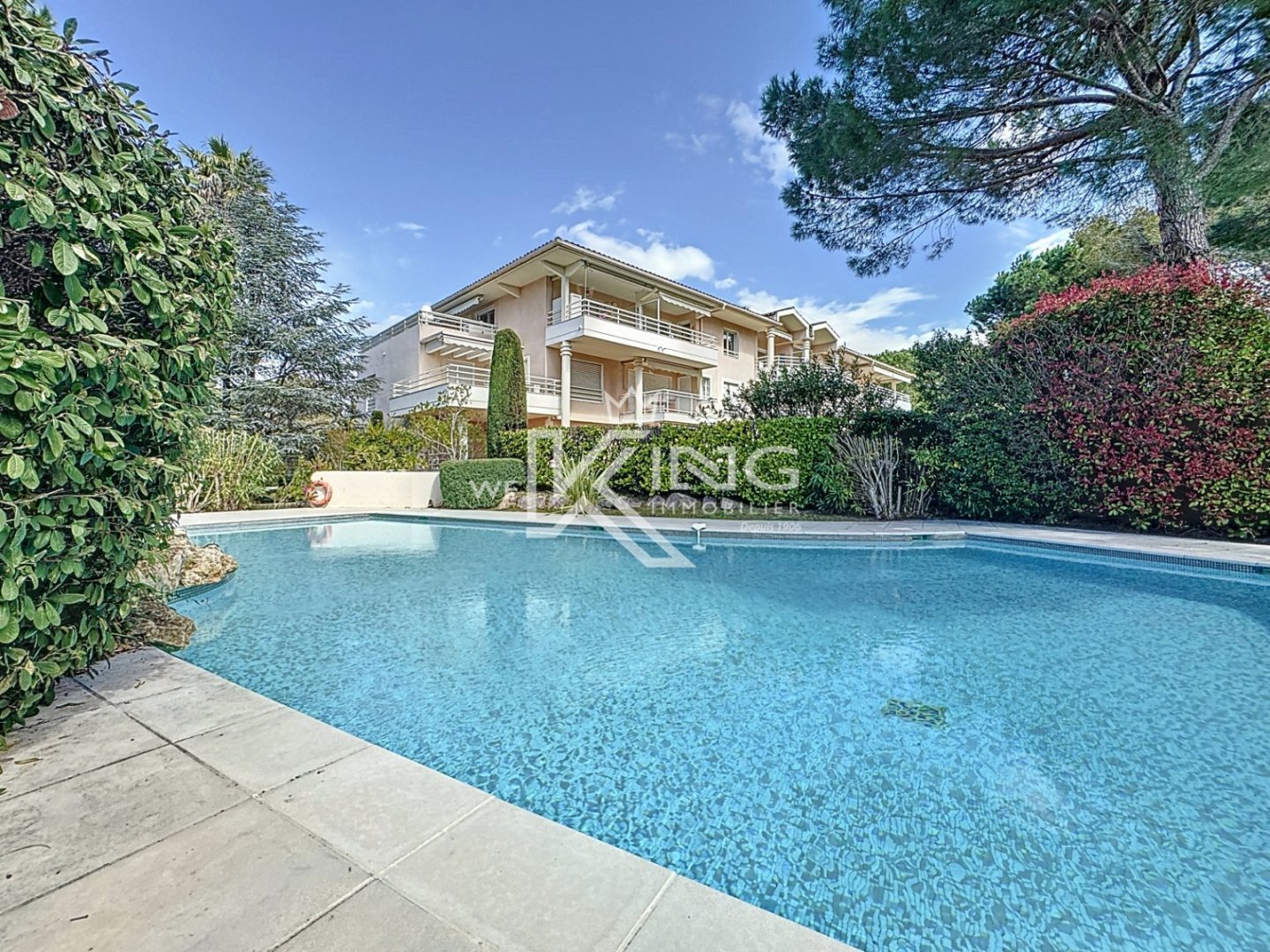 Saint Raphael bordure du golf