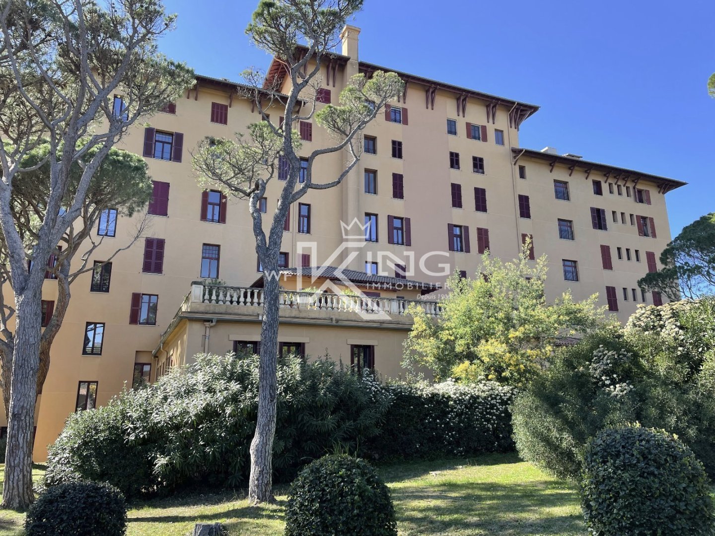 APPARTEMENT 2 PIECES - SAINT RAPHAEL - VALESCURE - PISCINE