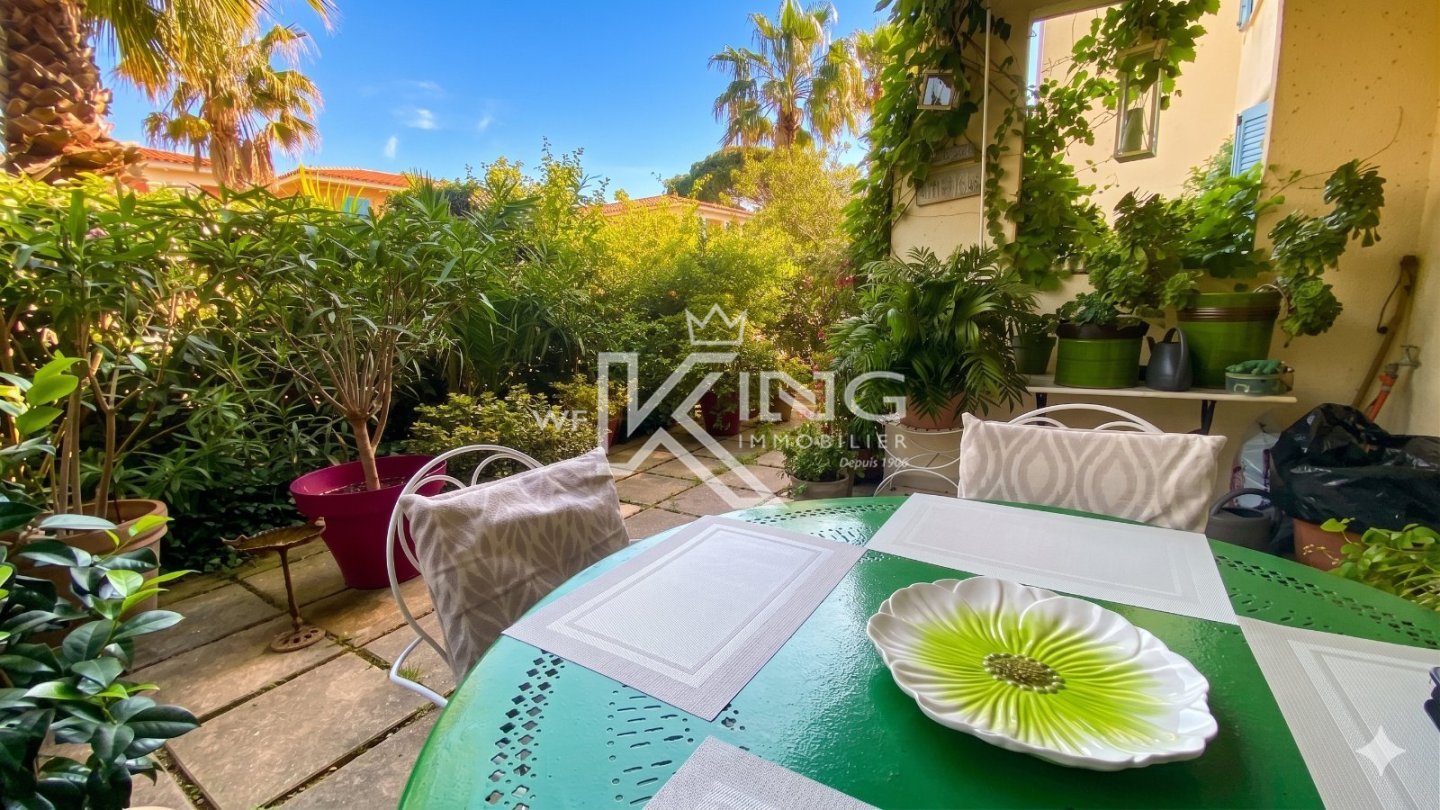 APARTMENT 3 ROOMS FOR SALE - FREJUS - 63.24 m2 - 295 000 &euro;