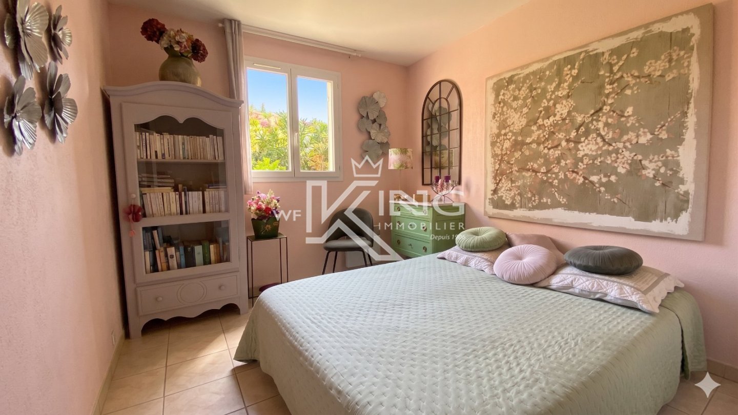 APARTMENT 3 ROOMS FOR SALE - FREJUS - 63.24 m2 - 295 000 &euro;
