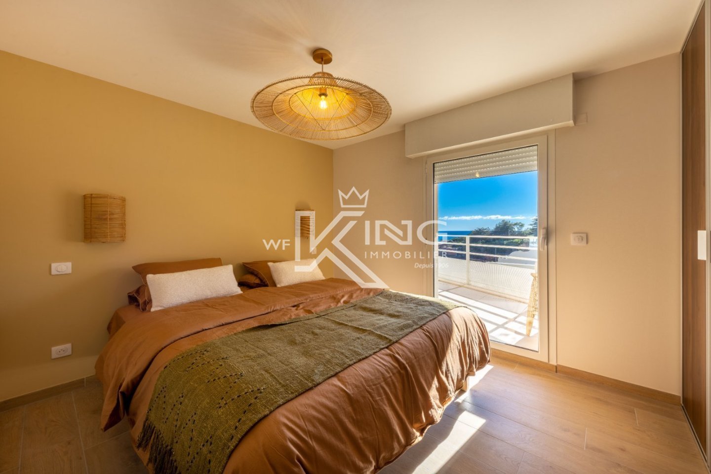 APPARTEMENT T3 A VENDRE - LE TRAYAS - 60.5 m2 - 705�000�&euro;