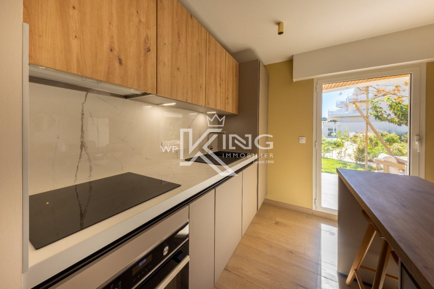 APPARTEMENT T3 A VENDRE - LE TRAYAS - 60.5 m2 - 705�000�&euro;