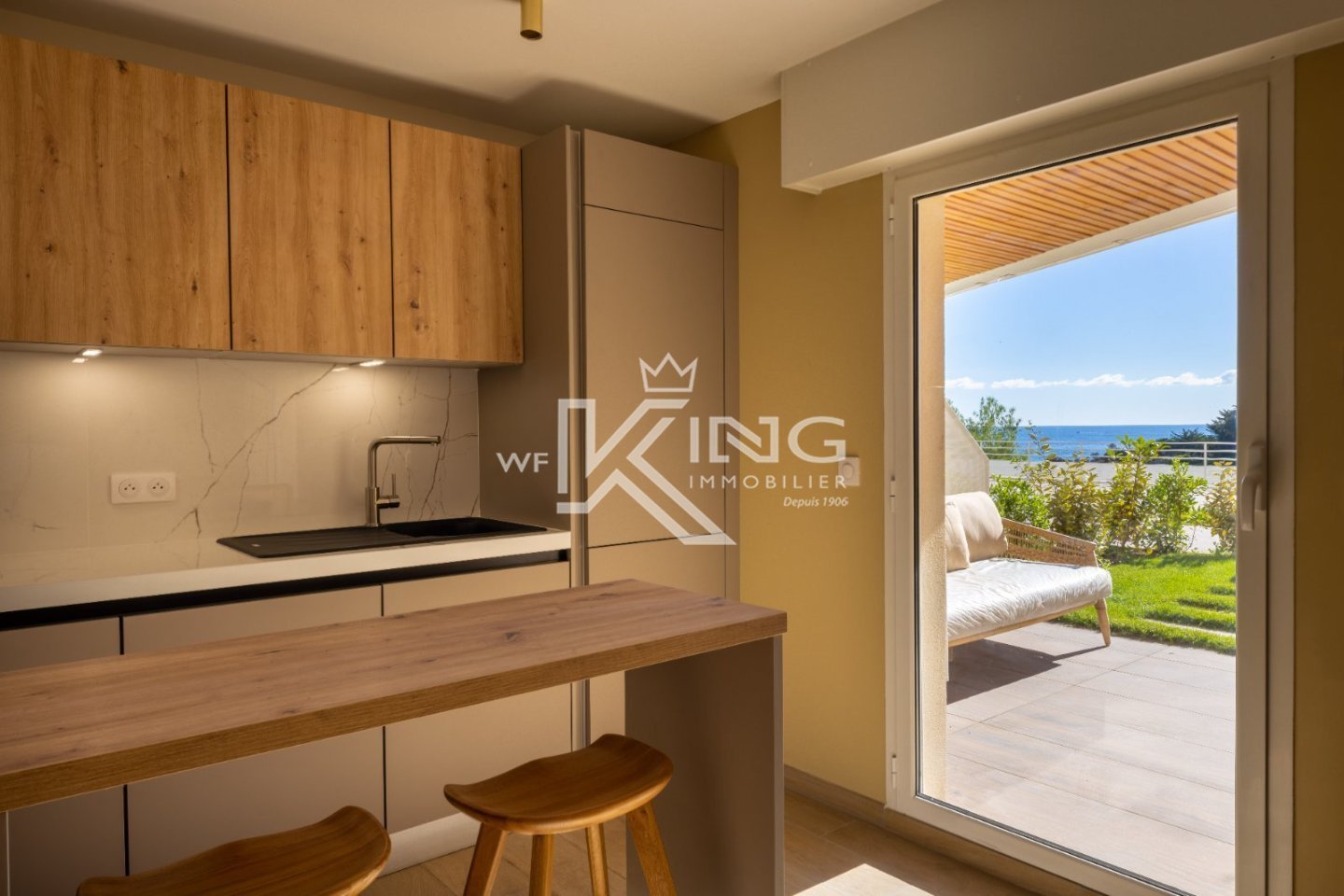 APPARTEMENT T3 A VENDRE - LE TRAYAS - 60.5 m2 - 705�000�&euro;