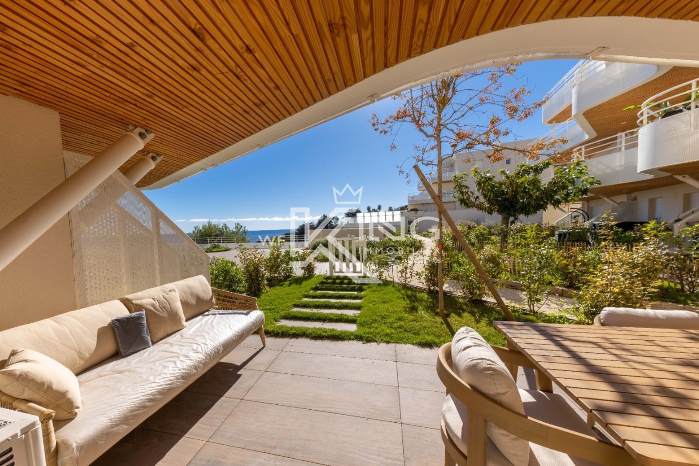 APPARTEMENT T3 A VENDRE - LE TRAYAS - 60.5 m2 - 705�000�&euro;