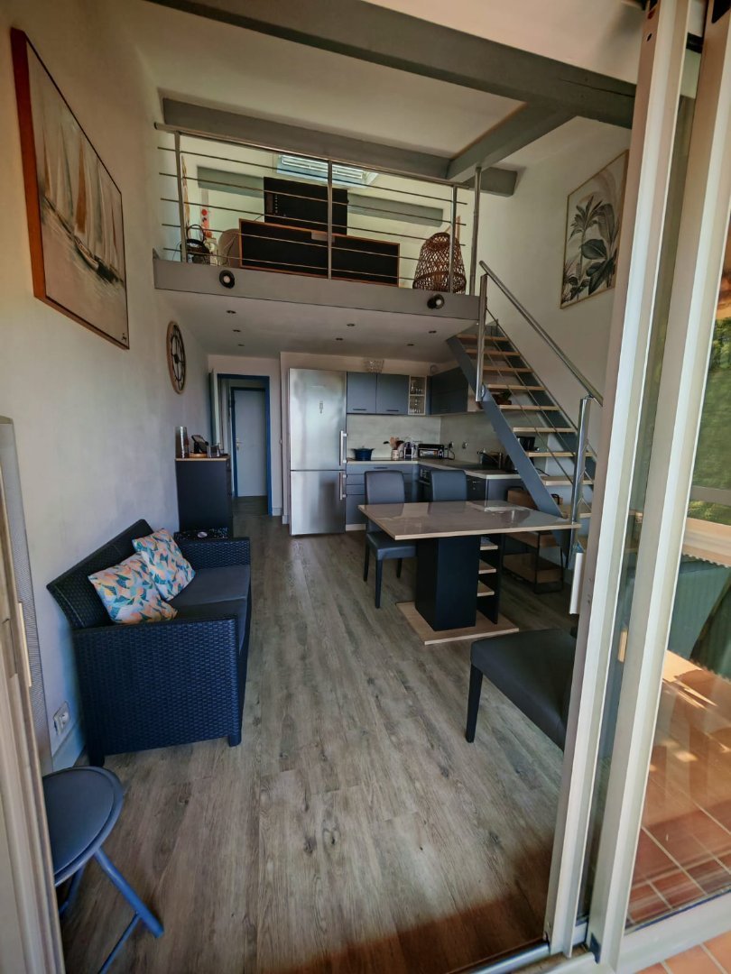 Appartement T3 duplex aux Issambres  2 chambres, terrasse, piscine & parking priv