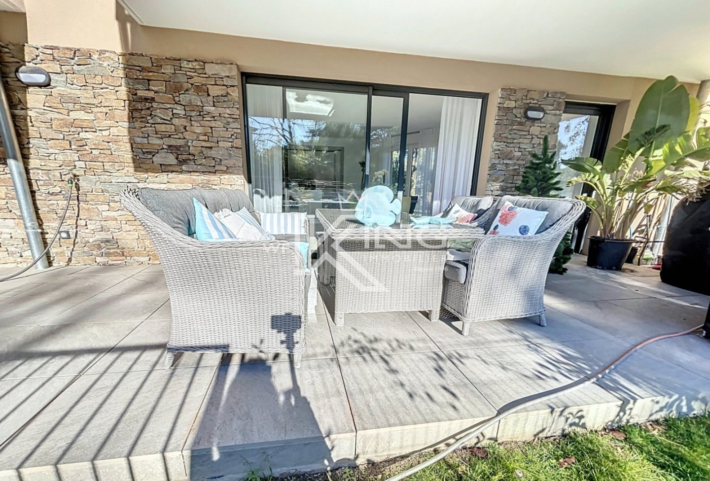 APPARTEMENT NEUF A VALESCURE