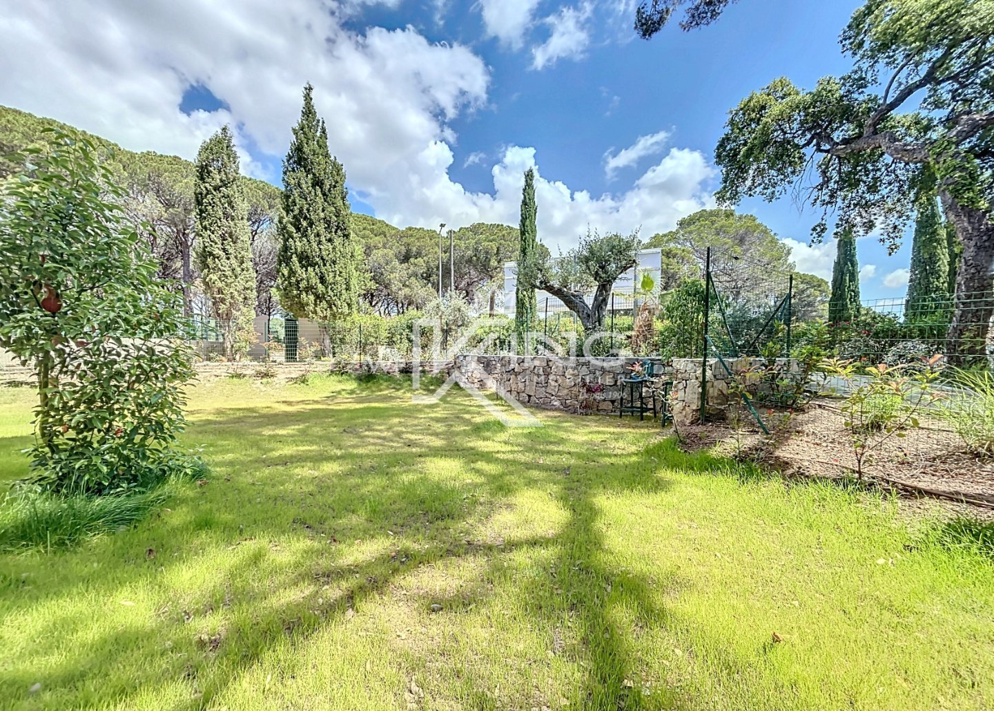 APPARTEMENT NEUF A VALESCURE