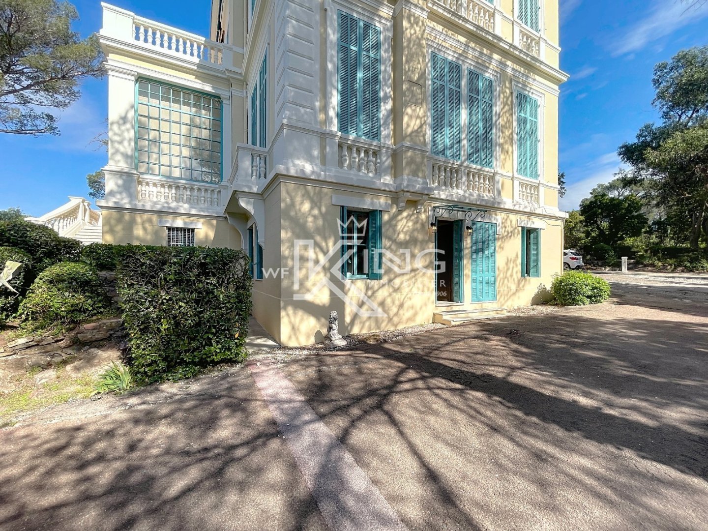 APPARTEMENT T3 A VENDRE - ST RAPHAEL - 90.41 m2 - 429300€