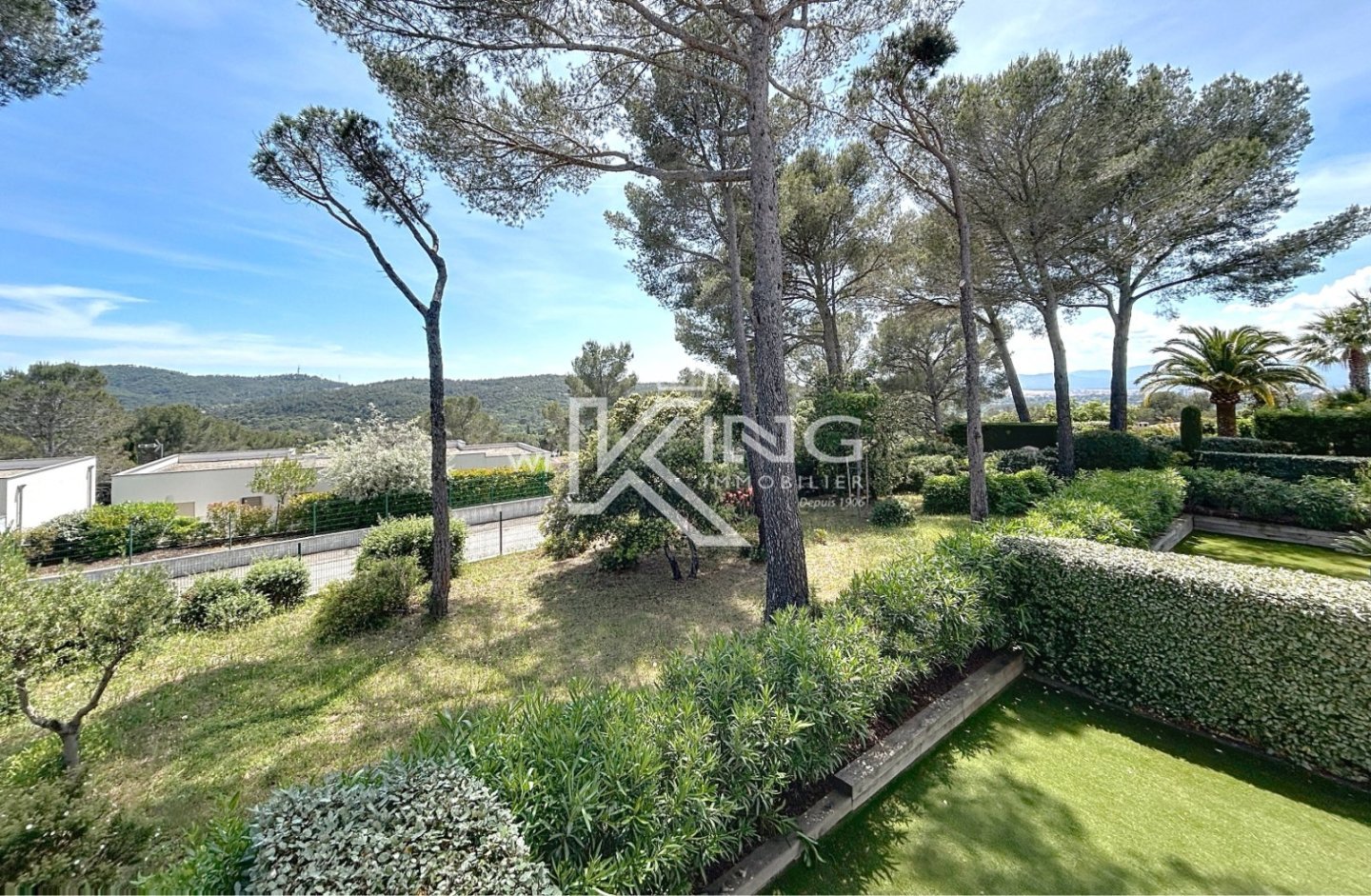 APPARTEMENT TRES RECENT