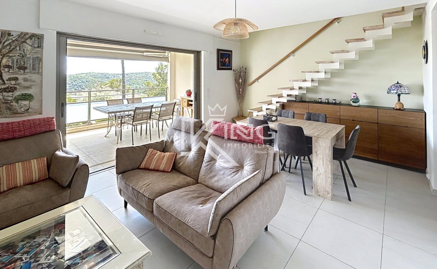 APPARTEMENT TRES RECENT