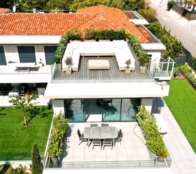 ROOF TOP D EXCEPTION – VUE MER PANORAMIQUE A VENDRE - STE MAXIME - 100 m2 - 1 460 000 &euro;