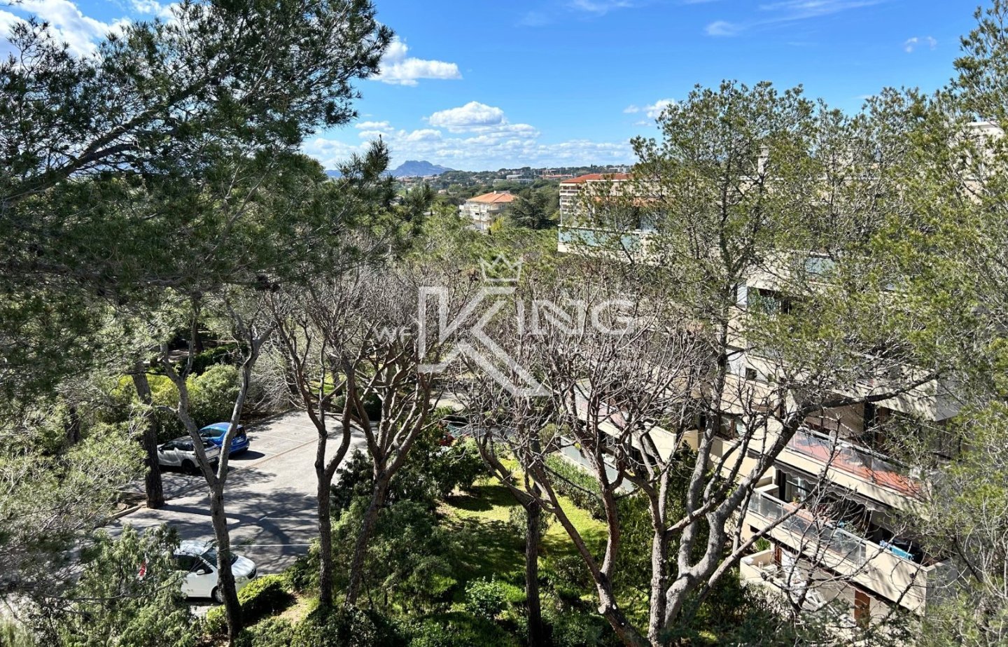 Appartement T4  vendre proche centre ville Saint Raphal