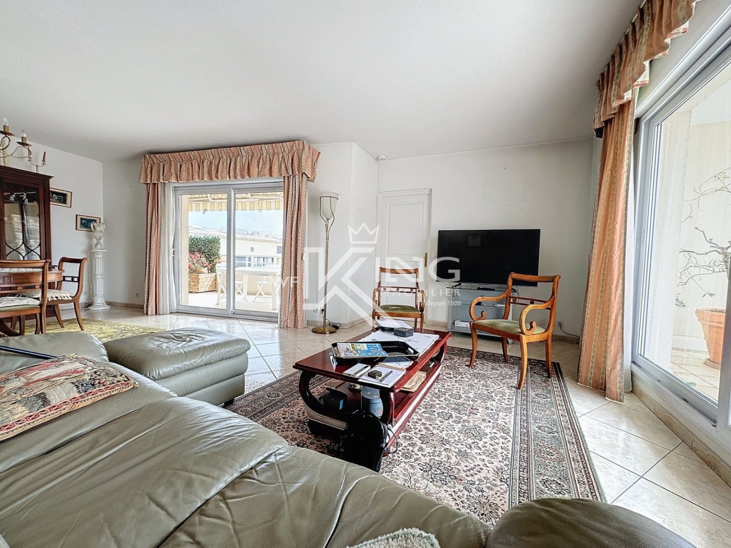 APPARTEMENT T4 - ST RAPHAEL - 129 m2 - VENDU