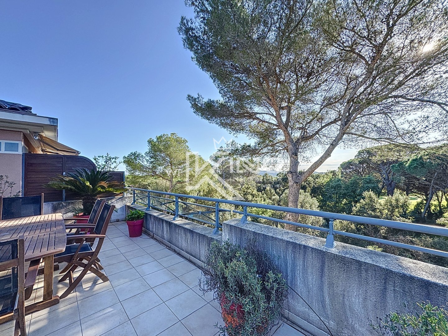 SAINT RAPHAEL VALESCURE