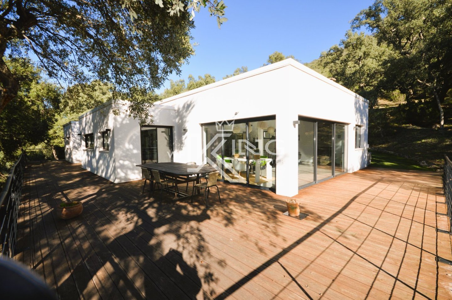 APARTMENT 5 ROOMS FOR SALE - PLAN DE LA TOUR - 173 m2 - 1398000€