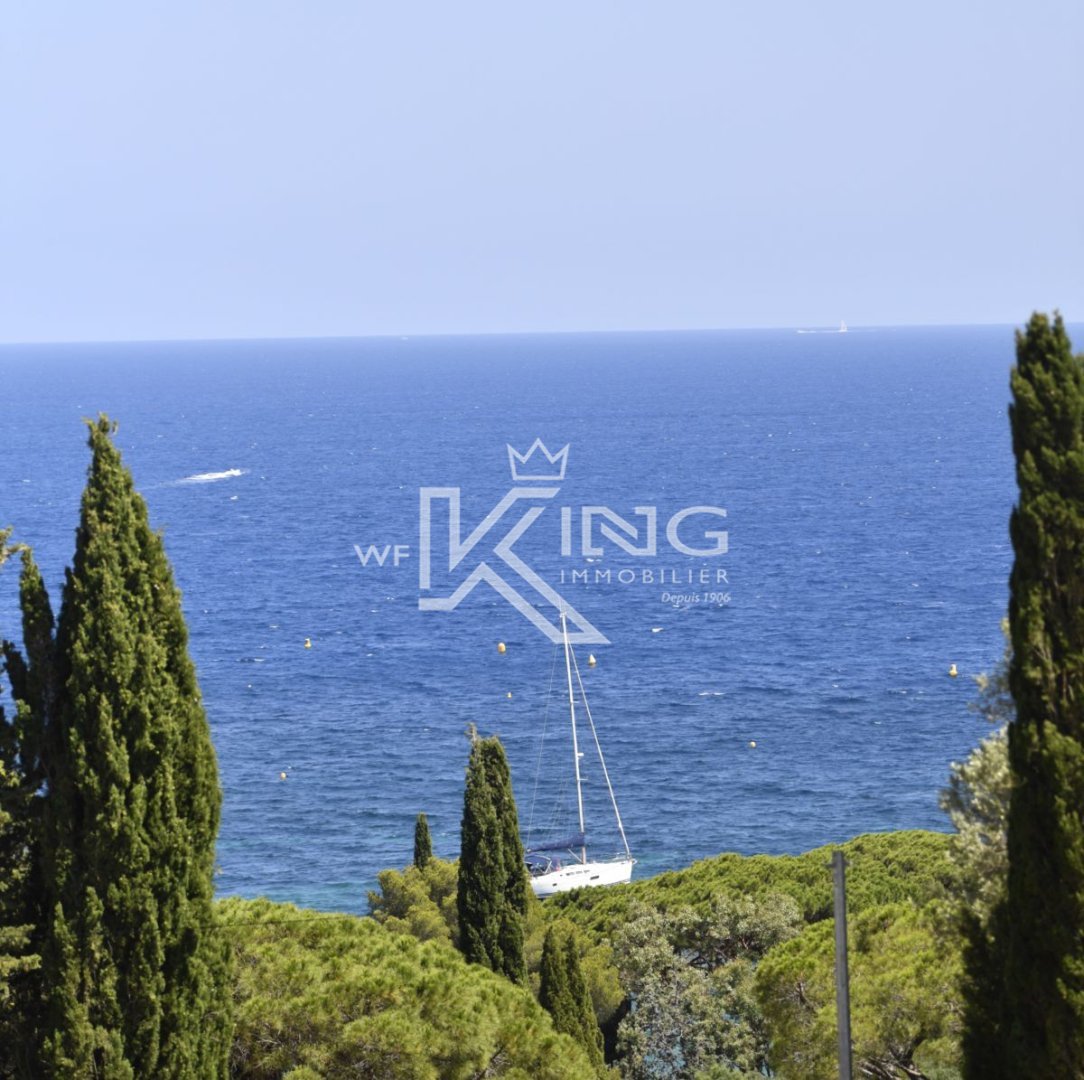 APPARTEMENT T5 NEUF A VENDRE - STE MAXIME - 145.77 m2 - 1 998 500 &euro;