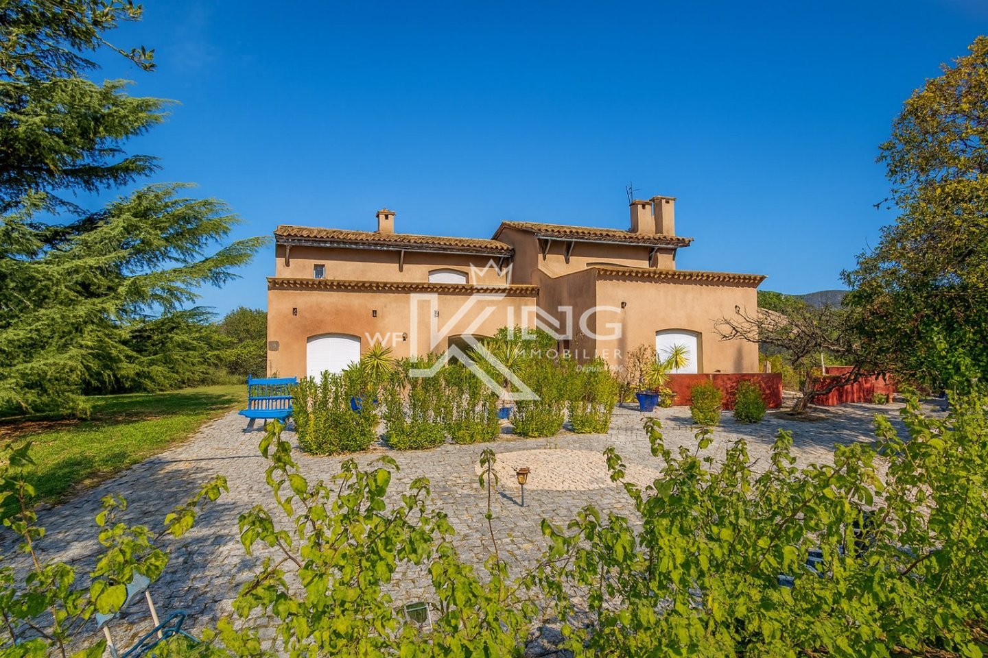 Propri�t� d exception � Sainte-Maxime � 2 villas sur 21 ha