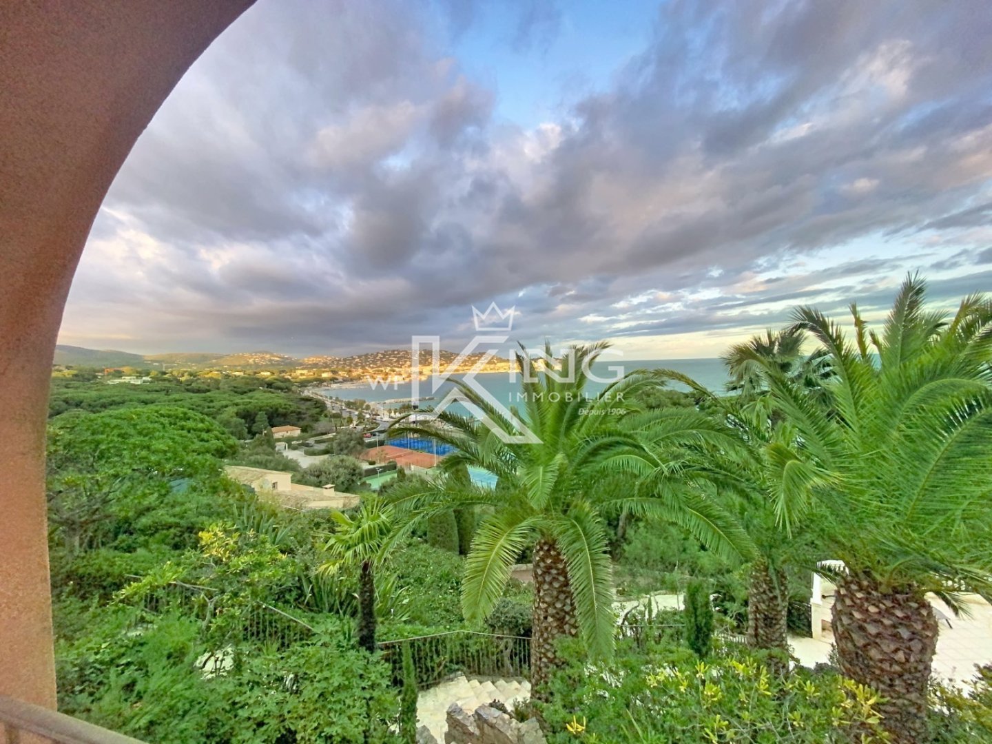 Villa vue mer exceptionnelle  5 appartements & forte rentabilit | La Croisette