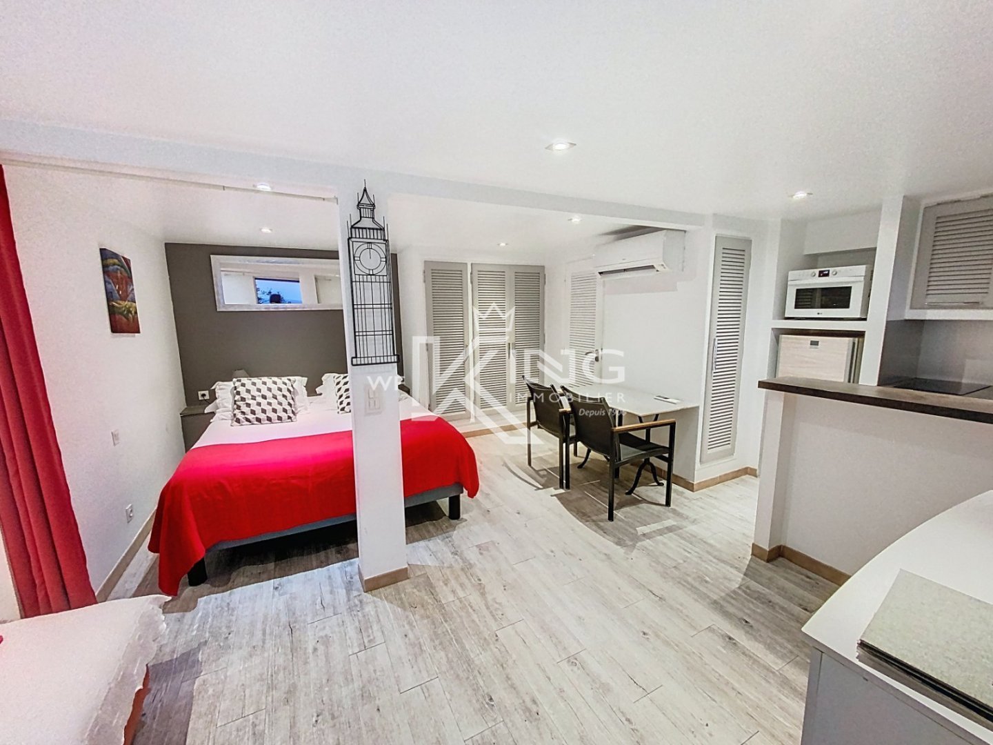 Villa vue mer exceptionnelle  5 appartements & forte rentabilit | La Croisette